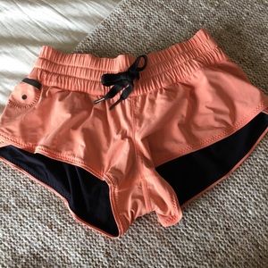 Lululemon surf shorts II (4)